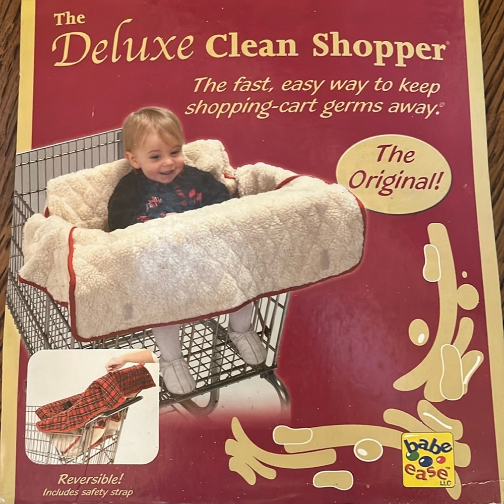 NWT Red plaid grocery cart baby cover reverses to Sherpa.